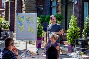 Canon EOS 5D Mark II 140610-043828-362x234